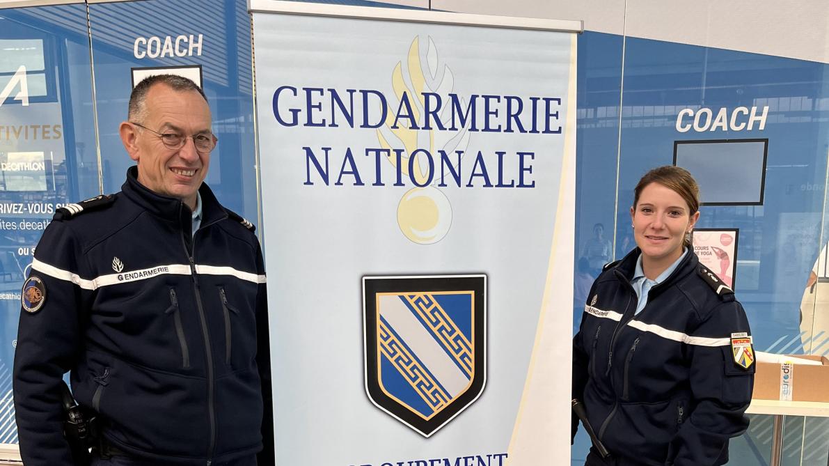 Vetement shop gendarmerie occasion